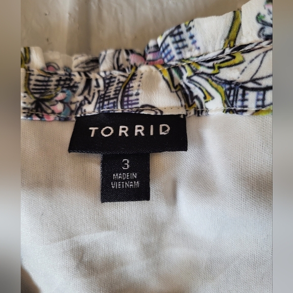 Torrid White and Multicolor Patterned Dress, Size 3 - Picture 3 of 5